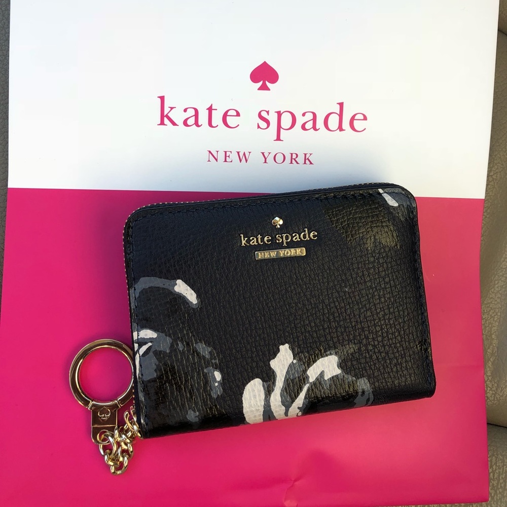 Kate spade wallet with chain
